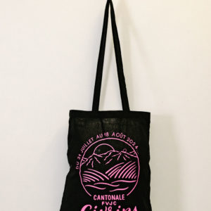 Tote bag